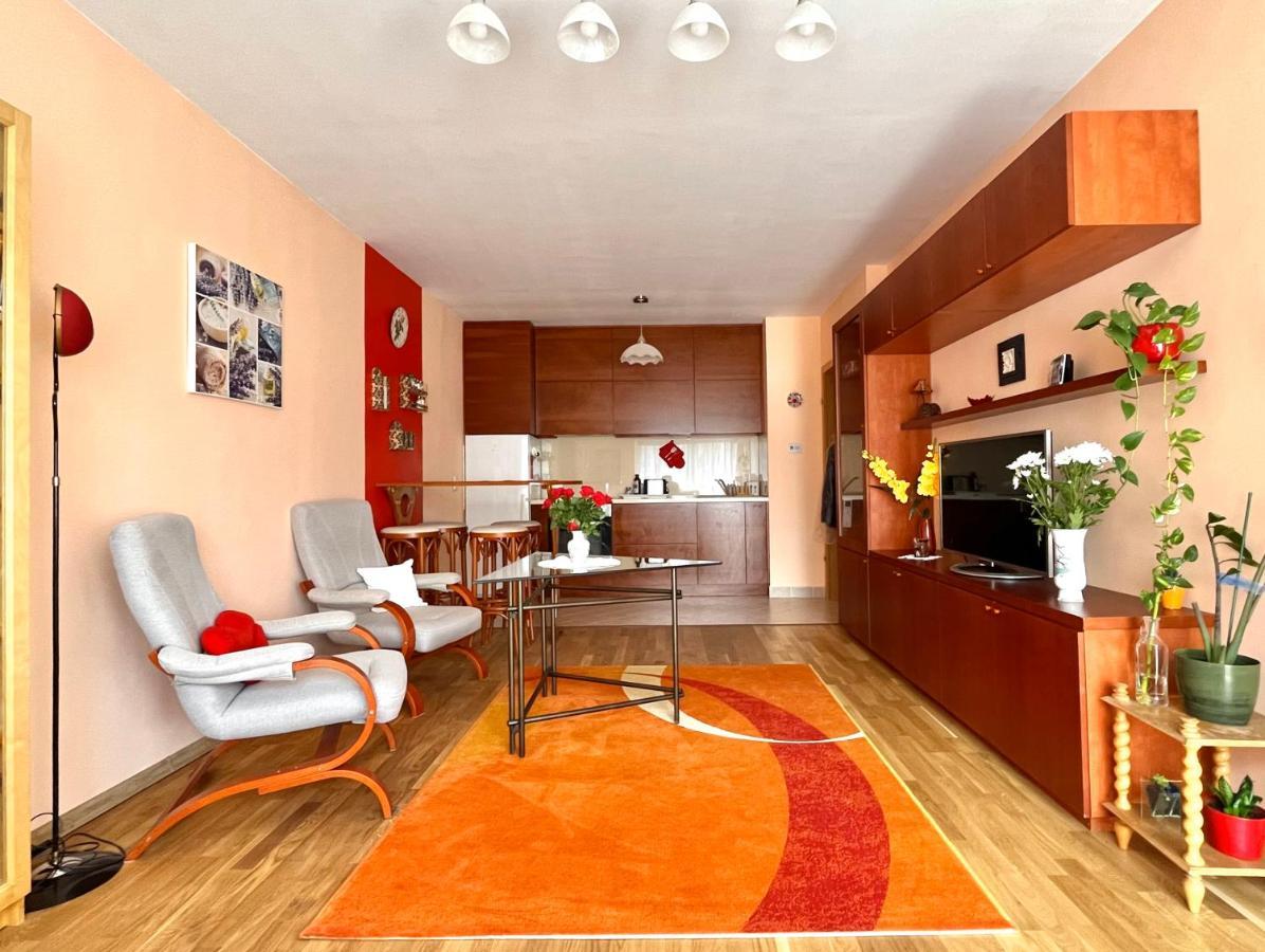 Lovely Home - Free Parking Budapeşte Dış mekan fotoğraf